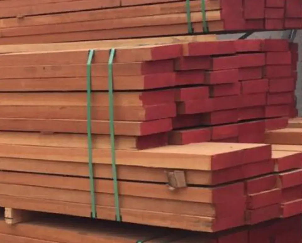Kayu Meranti Merah